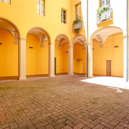 Apartment Hermathena Bologna